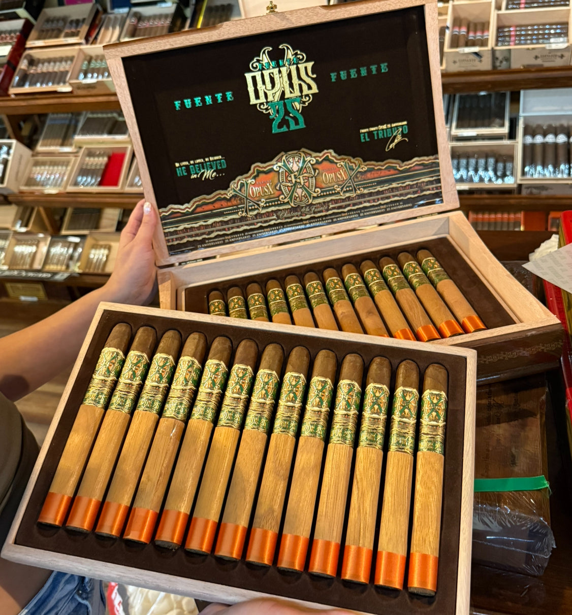 Arturo Fuente OpusX 25th Aniversario Tributo Churchill Box Of 25 Cigars