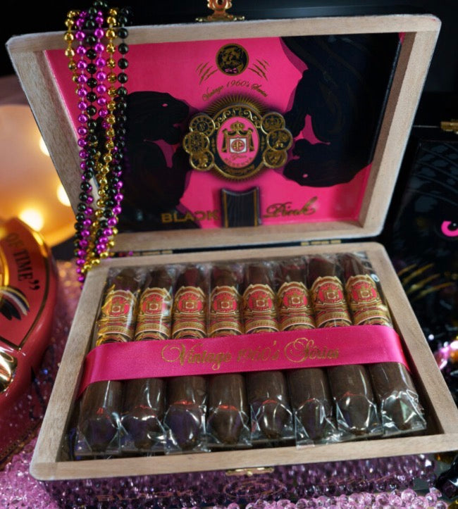 Arturo Fuente Rare Pink Vintage 1960’s Black Pink Cigars
