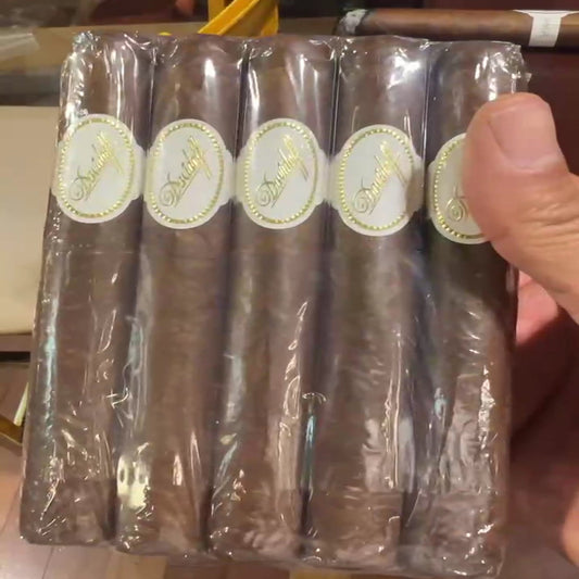 Davidoff Code 25 The Davidoff of Geneva 25th Anniversary Bundle Of 10 Cigars “ In Stock “ - cityofcigars.com